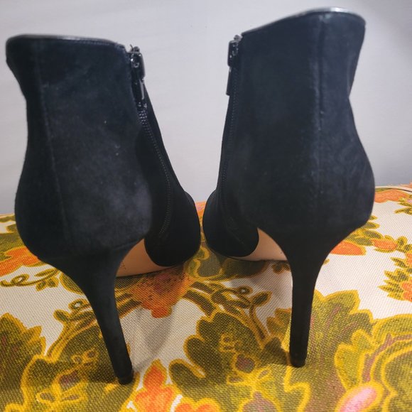 Enzo Angiolini Black Suede Peek-a-Boo Ankle Boots - Picture 7 of 10